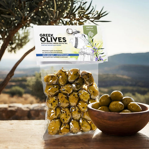 Cretan Anthos Grüne Chalkidiki Oliven mit griechischen Kräutern 220 g – aromatische mediterrane Oliven verfeinert mit frischen Kräutern, ideal für Salate und Snacks.