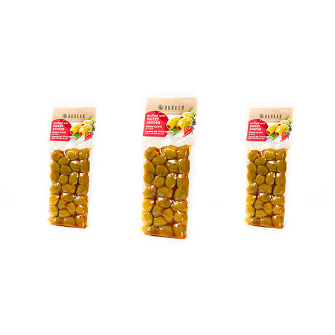 3er Vorteilspaket - Iliostasio Grüne Chalkidiki Oliven mit Paprika 200 g – saftige mediterrane Oliven gefüllt mit fruchtiger Paprika, ideal als Snack oder für Salate.
