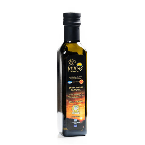 250 ml extra natives Olivenöl in der schönen Glasflasche, direkt für die gedeckte Tafel. 